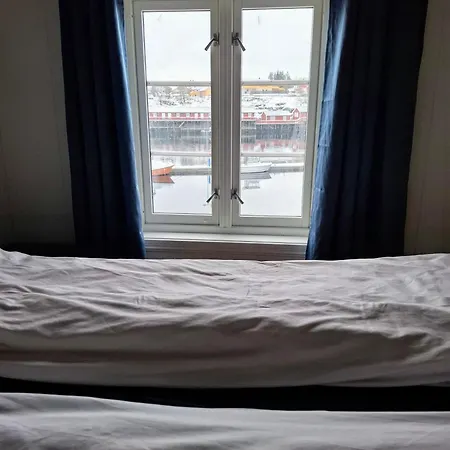 Lofoten Jaktstuga Sørvågen