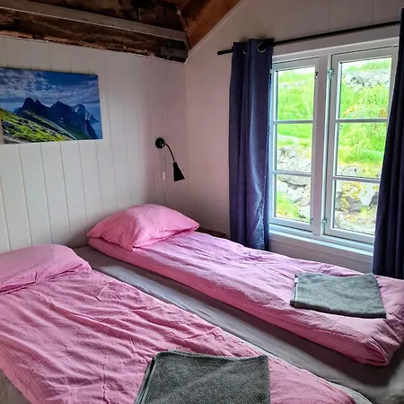 Lofoten Og Rorbuer ロッジ Sørvågen