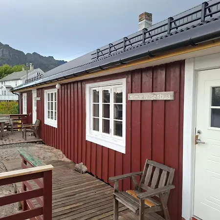 Lofoten Og Rorbuer بيت خشبي