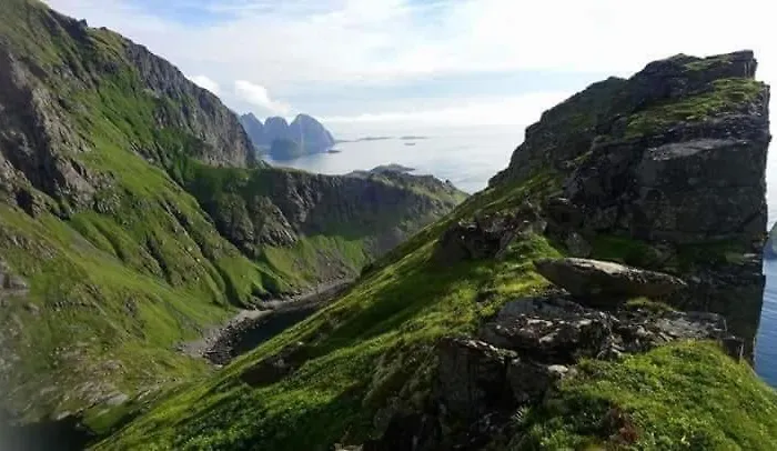 Lofoten Og Rorbuer Сёрвоген