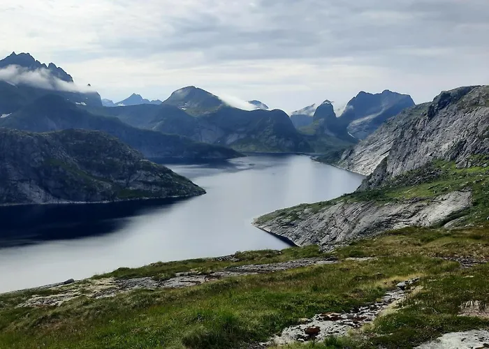 Деревянный коттедж Lofoten Og Rorbuer Сёрвоген