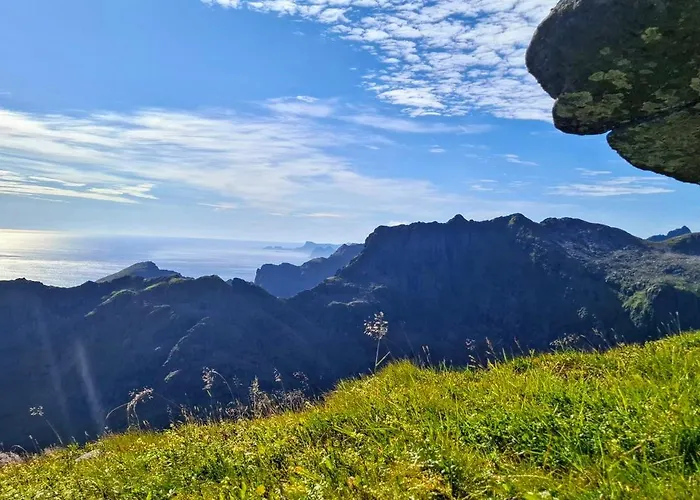 Lofoten Og Rorbuer بيت خشبي *