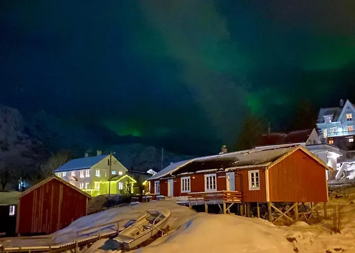 Lofoten Og Rorbuer بيت خشبي