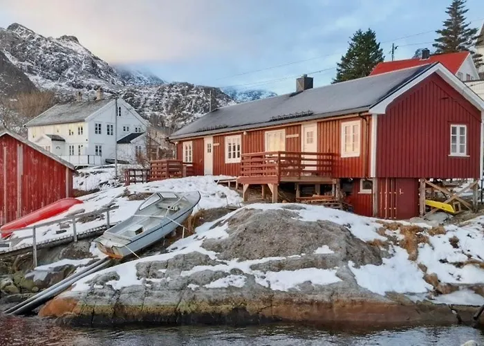 Lofoten Og Rorbuer بيت خشبي *
